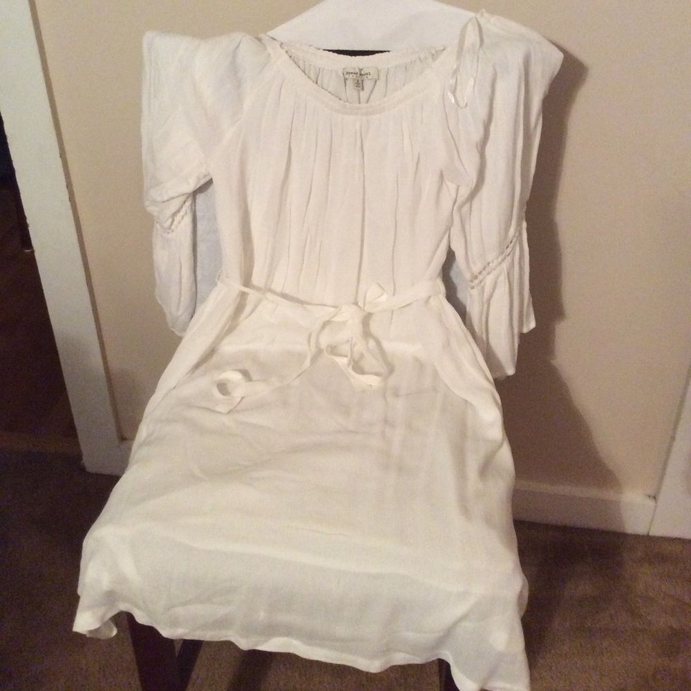 White off the shoulder